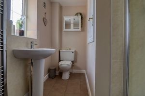 En-Suite- click for photo gallery